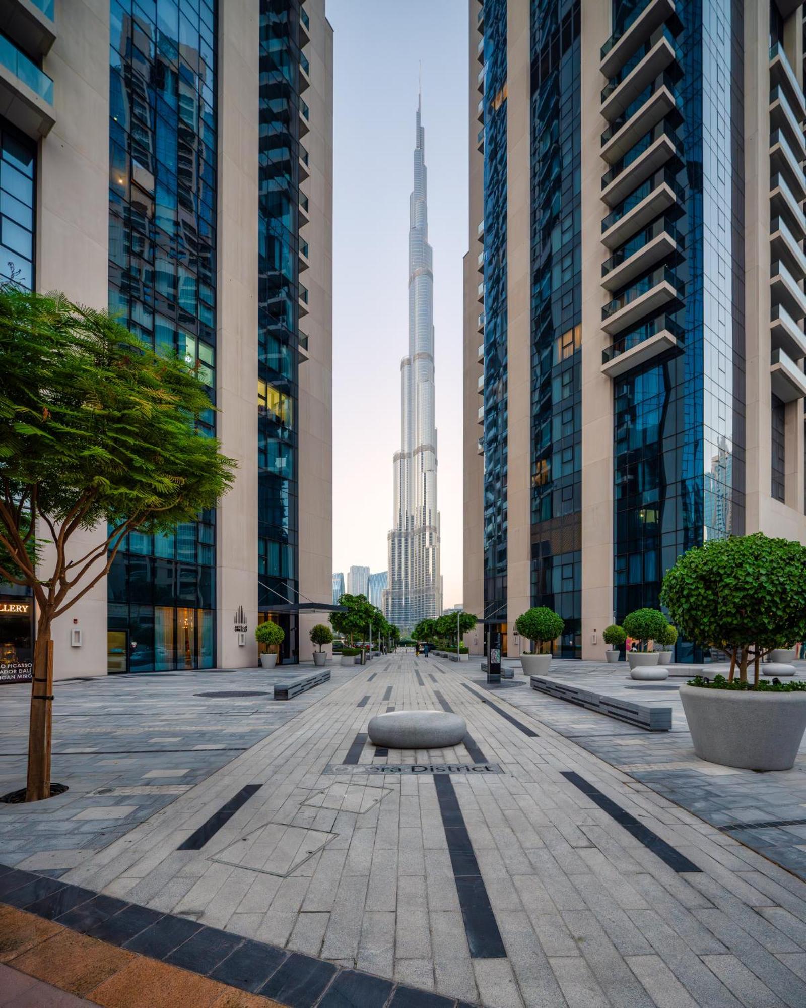 Apartment 5 Min To Burj & Mall, Pool With Burj View *